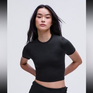 Wundermost Ultra-Soft Nulu Crewneck Cropped T-Shirt NWOT